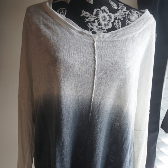 Lightweight sweater - Picture 1 of 2